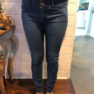 Habitual skinny jeans ankle cut size 29! Long!